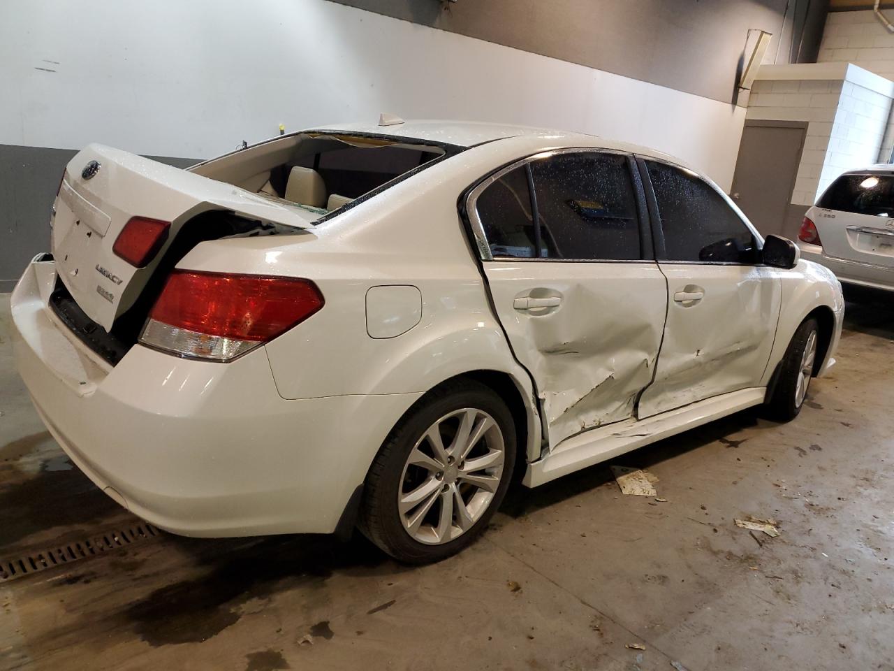 Image 3 of 2014 SUBARU LEGACY 2.5I LIMITED 2014 with VIN 4S3BMBL69E3022805