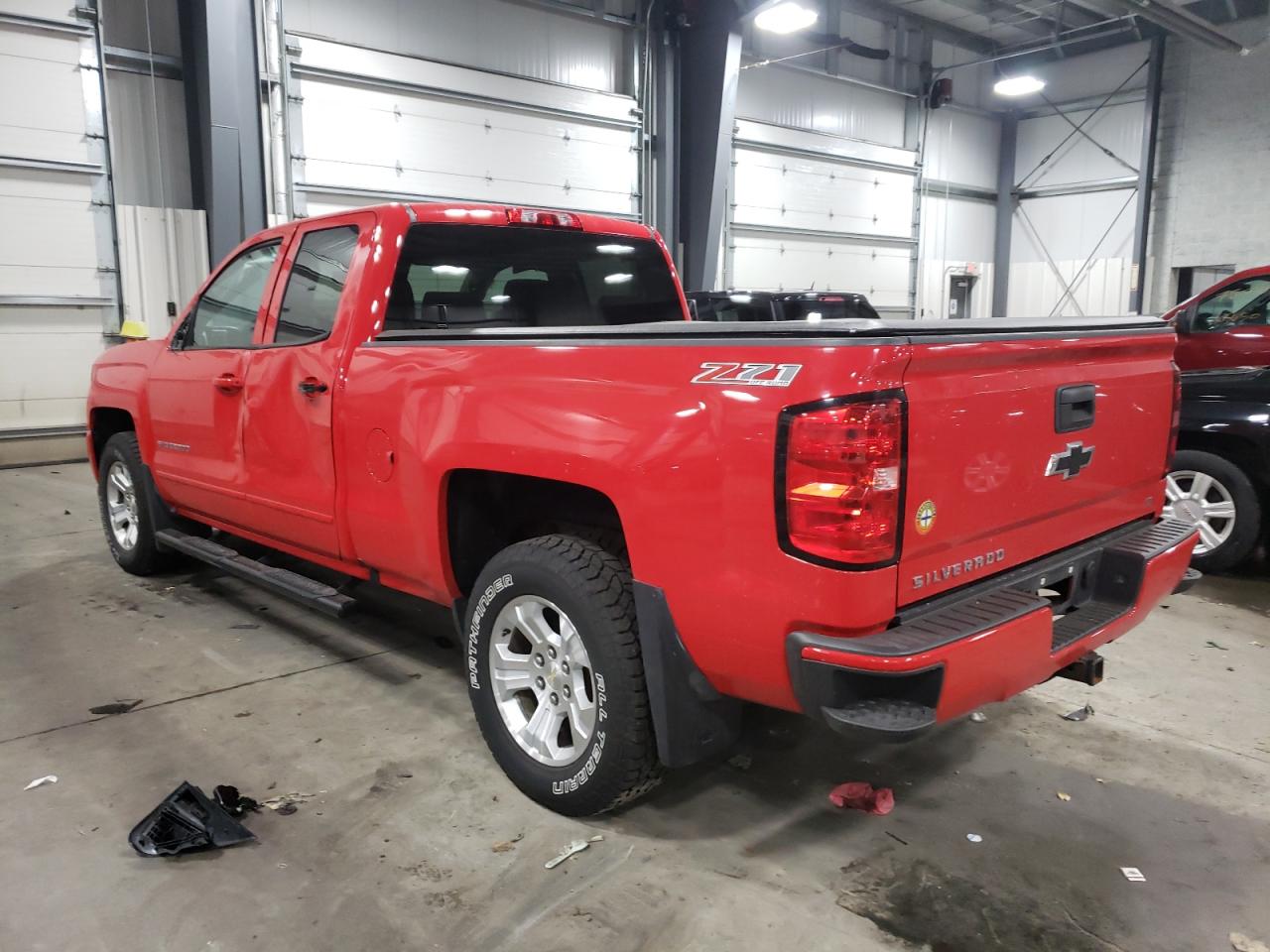 Image 2 of 2016 CHEVROLET SILVERADO K1500 LT 2016 with VIN 1GCVKREC7GZ289570