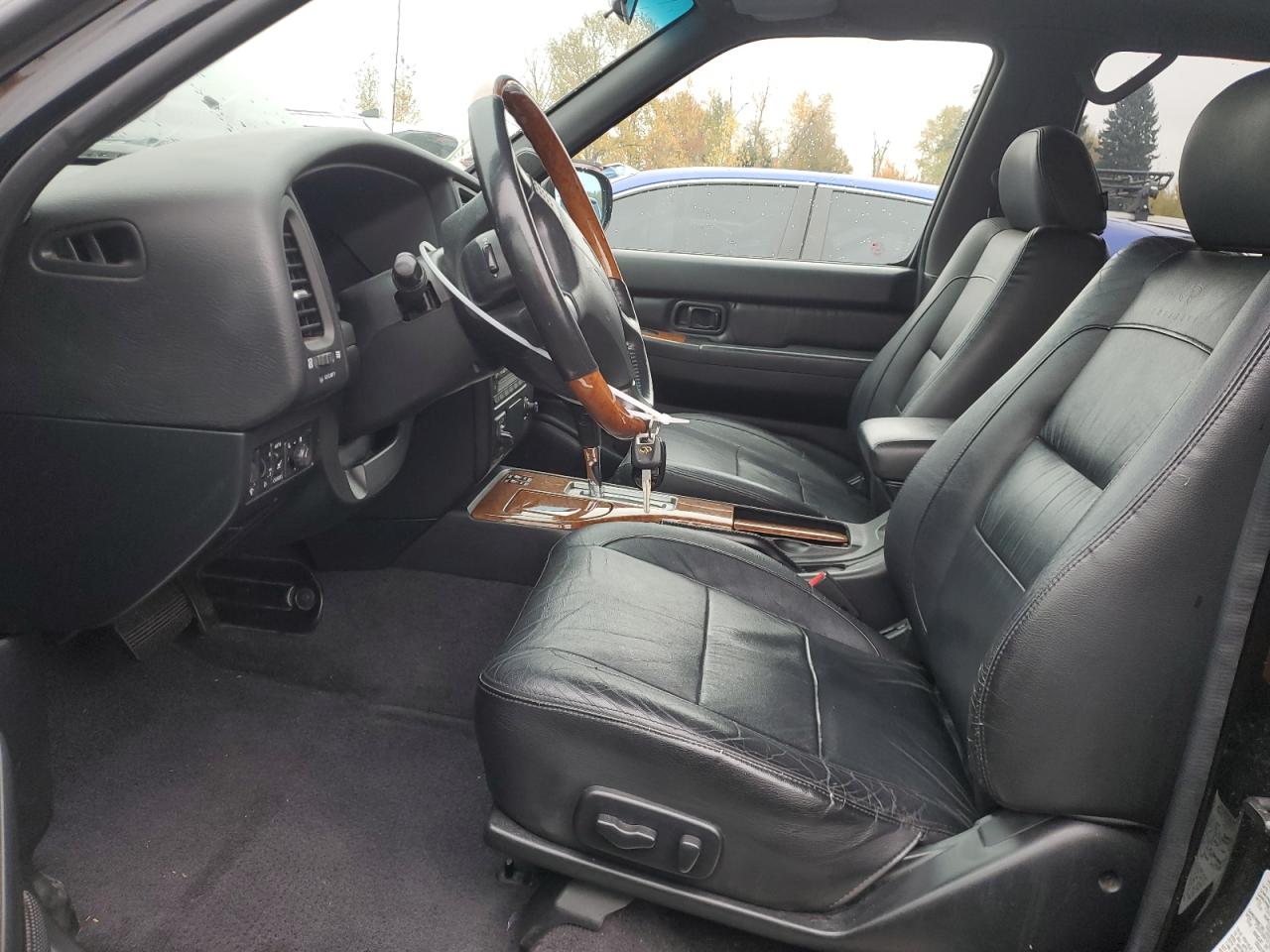 2001 INFINITI QX4  2001 image