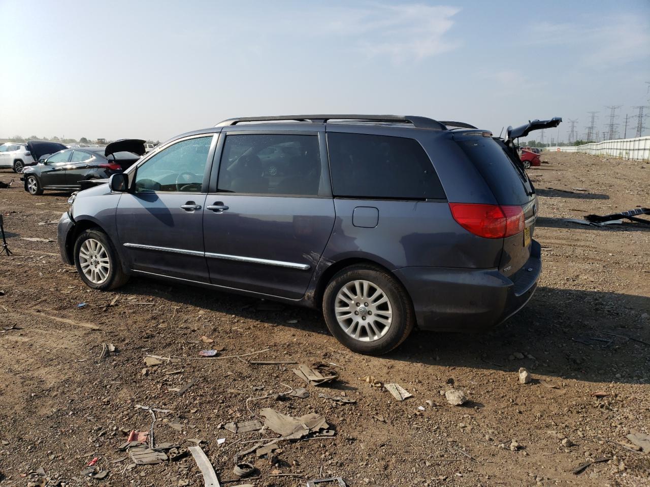 Image 2 of 2008 TOYOTA SIENNA XLE 2008 with VIN 5TDZK22C98S102099