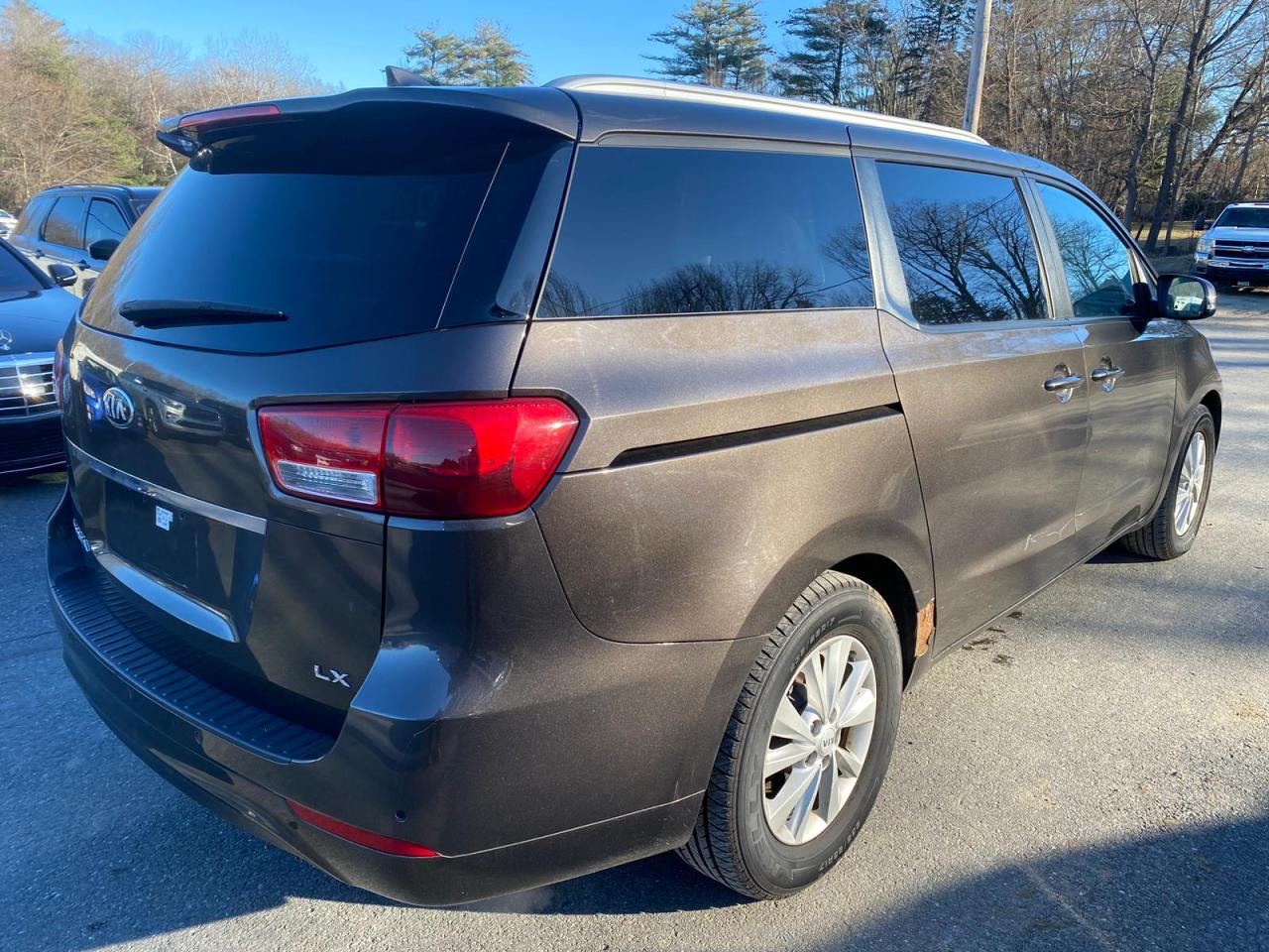 Obraz 3 z 2016 KIA SEDONA LX 2016 z VIN KNDMB5C1XG6093159