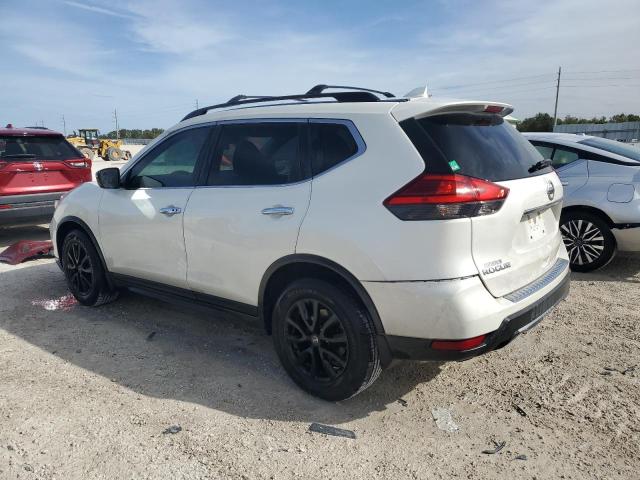 Obraz 2 z 2017 NISSAN ROGUE S 2017 z VIN 5N1AT2MTXHC828882