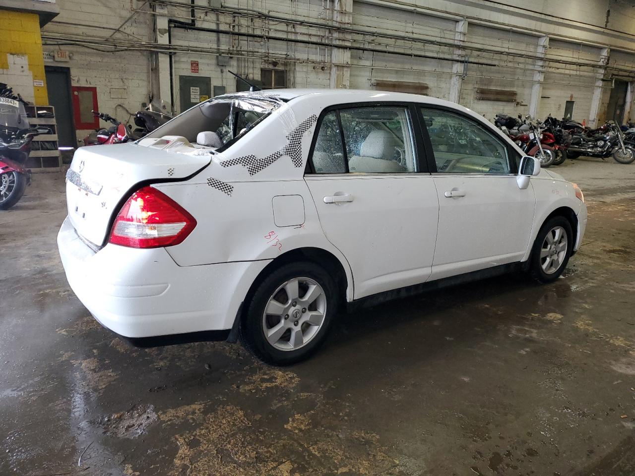 Obraz 3 z 2008 NISSAN VERSA S 2008 z VIN 3N1BC11E98L423905