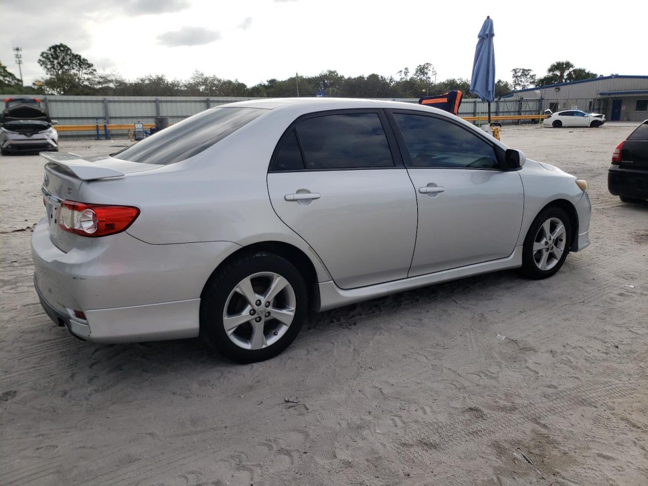 Obraz 3 z 2013 TOYOTA COROLLA BASE 2013 z VIN 5YFBU4EE9DP141735