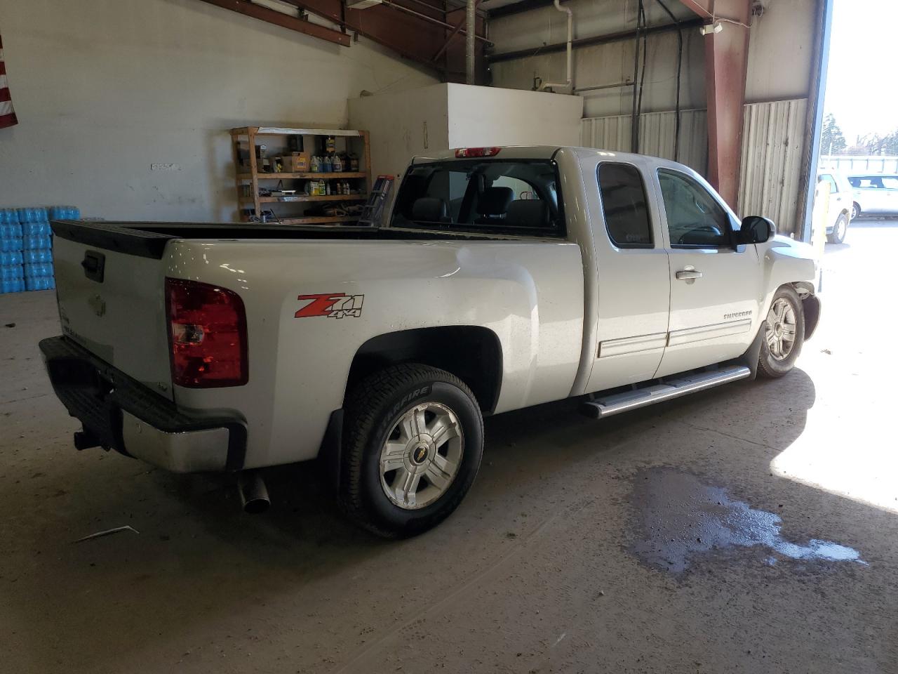 Obraz 3 z 2011 CHEVROLET SILVERADO K1500 LTZ 2011 z VIN 1GCRKTE38BZ357396