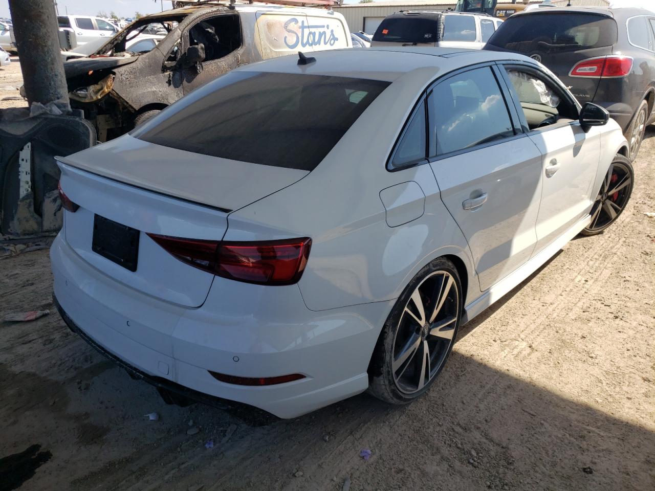 Image 3 of Audi Rs3 2019 with VIN WUABWGFF6KA907329