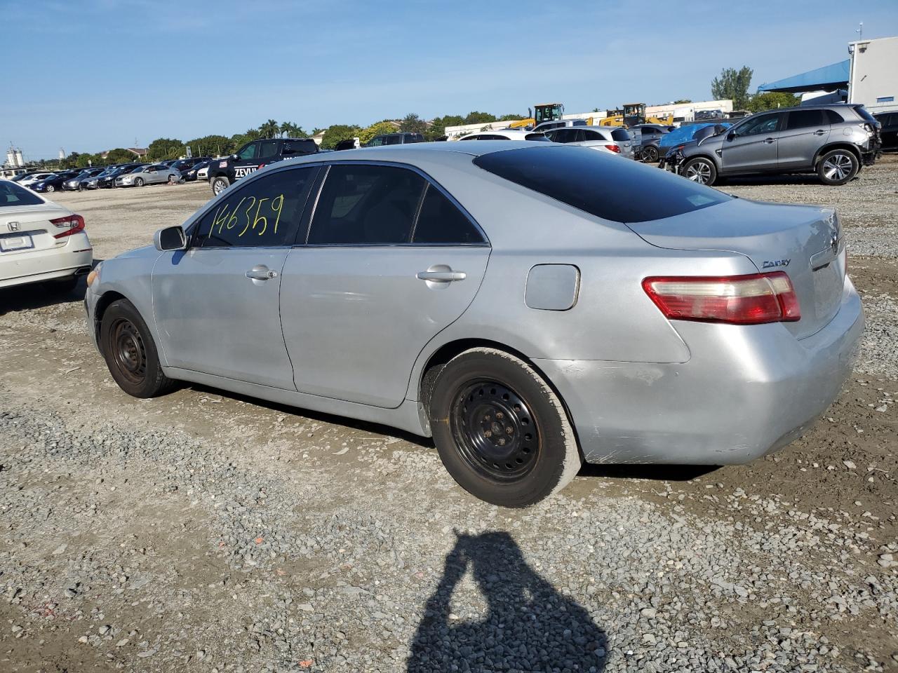 Image 2 of 2007 TOYOTA CAMRY CE 2007 with VIN 4T1BE46KX7U544126