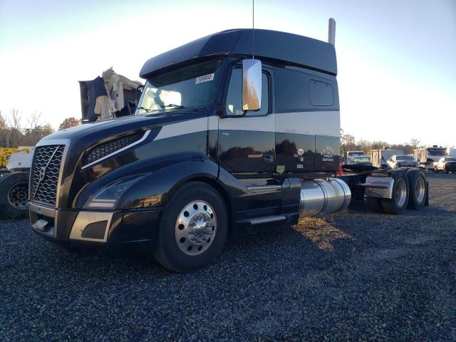 Image 2 of 2019 VOLVO VN VNL 2019 with VIN 4V4NC9EH2KN210318