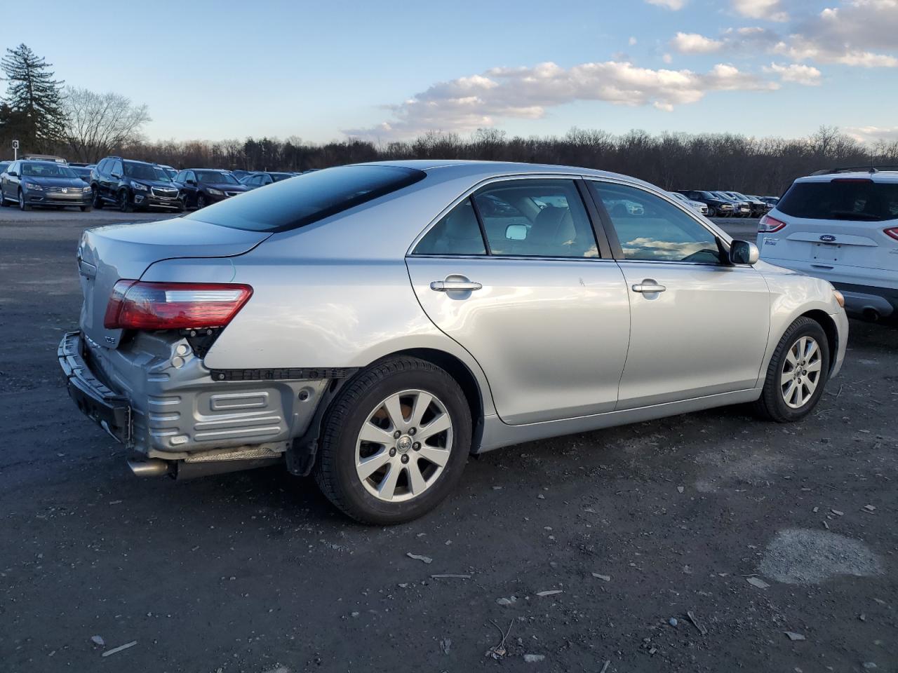 Image 3 of 2007 TOYOTA CAMRY CE 2007 with VIN 4T1BE46KX7U584190
