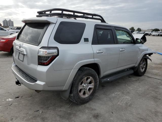 Obraz 3 z 2018 TOYOTA 4RUNNER SR5 2018 z VIN JTEZU5JR0J5179520