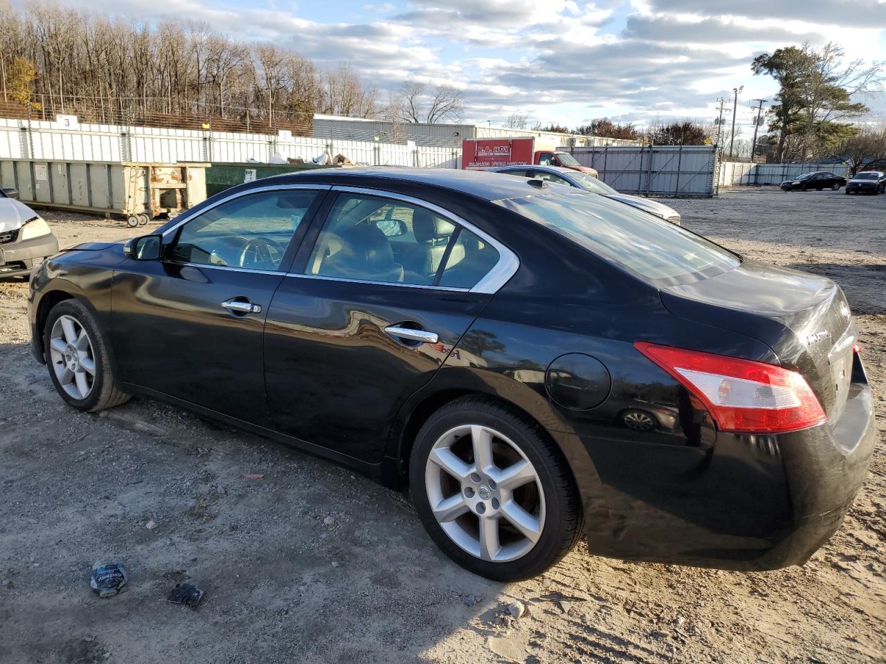 Image 2 of 2010 NISSAN MAXIMA S 2010 with VIN 1N4AA5AP2AC848719