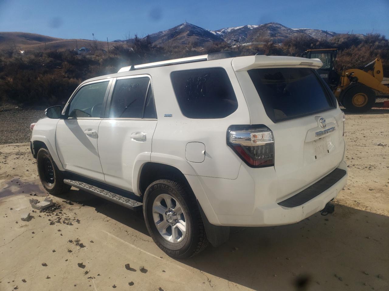 Изображение 2 2023 TOYOTA 4RUNNER SE 2023 с VIN JTENU5JR1P6141831