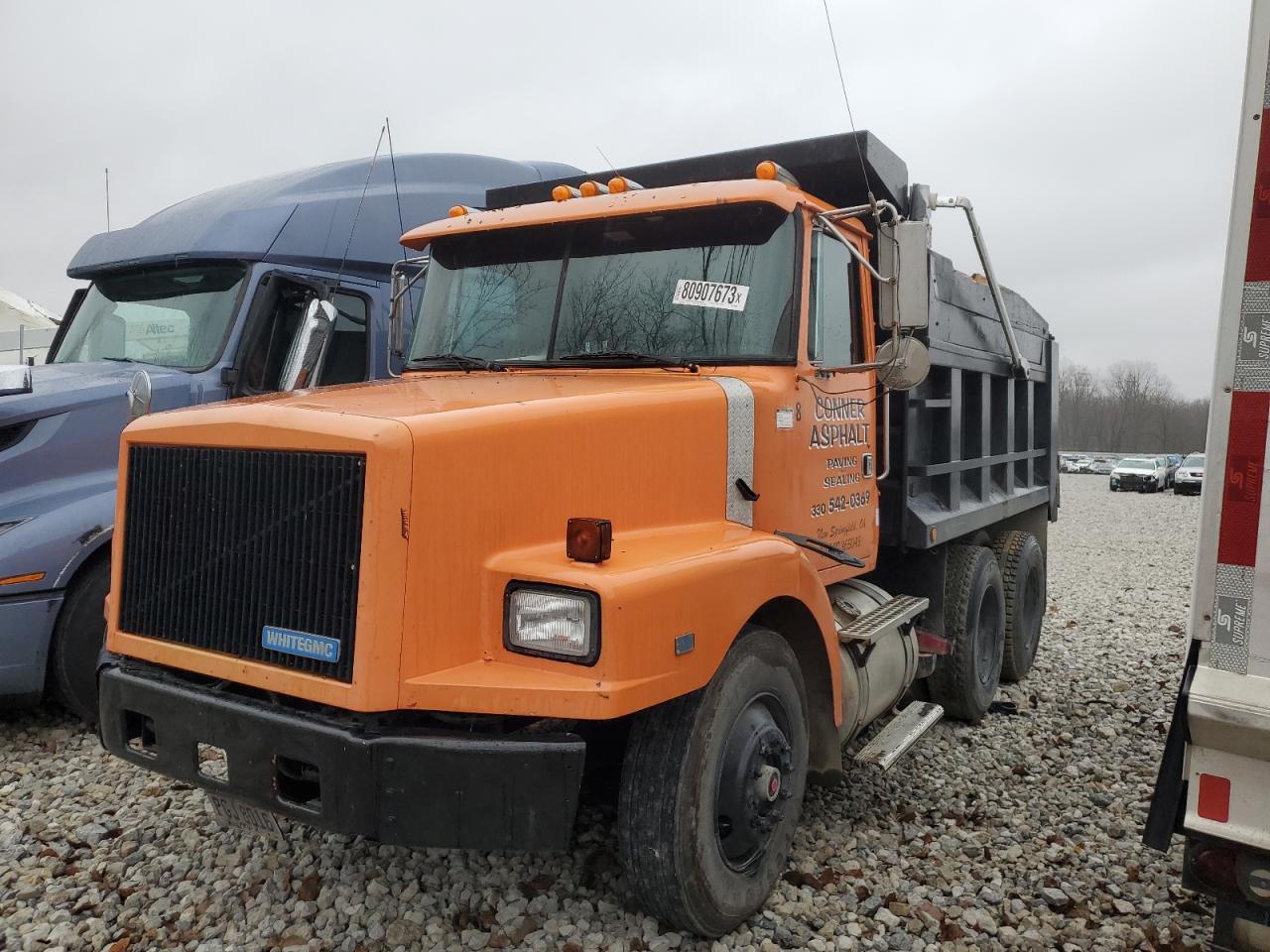 Image 2 of 1992 WHITE/GMC CONVENTIONAL WG 1992 with VIN 4V1JDBMF3NR816367