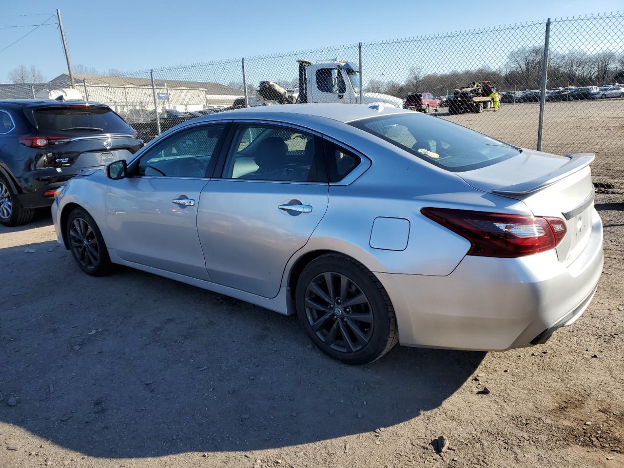Obraz 2 z 2017 NISSAN ALTIMA 2.5 2017 z VIN 1N4AL3AP0HC139831
