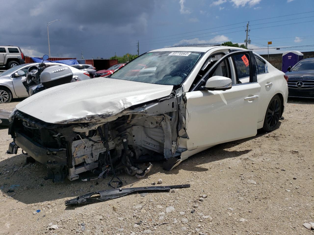Obraz Infiniti Q50 Luxe 2018