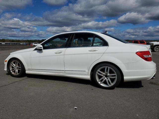 Image 2 of 2013 MERCEDES-BENZ C 300 4MATIC 2013 with VIN WDDGF8AB1DR261043