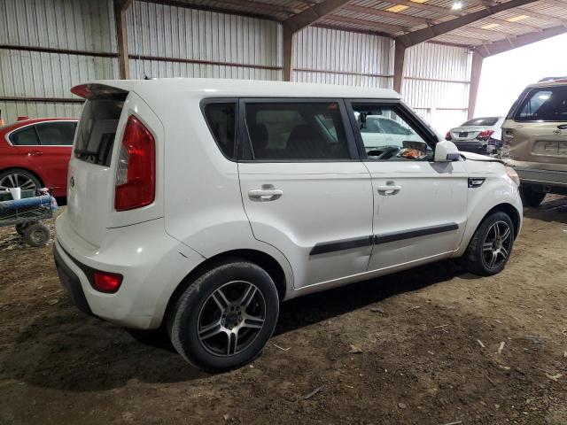 Image 3 of 2013 KIA SOUL  2013 with VIN KNDJT2A50D7532332