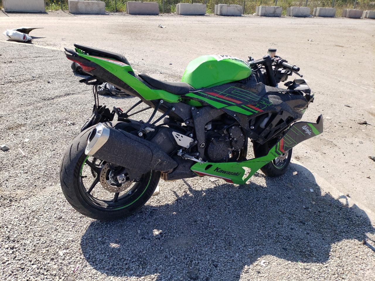 Изображение 3 2024 KAWASAKI ZX636 K 2024 с VIN JKBZXJJ15RA000220