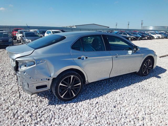 Image 3 of 2018 TOYOTA CAMRY XSE 2018 with VIN 4T1B61HK3JU132582