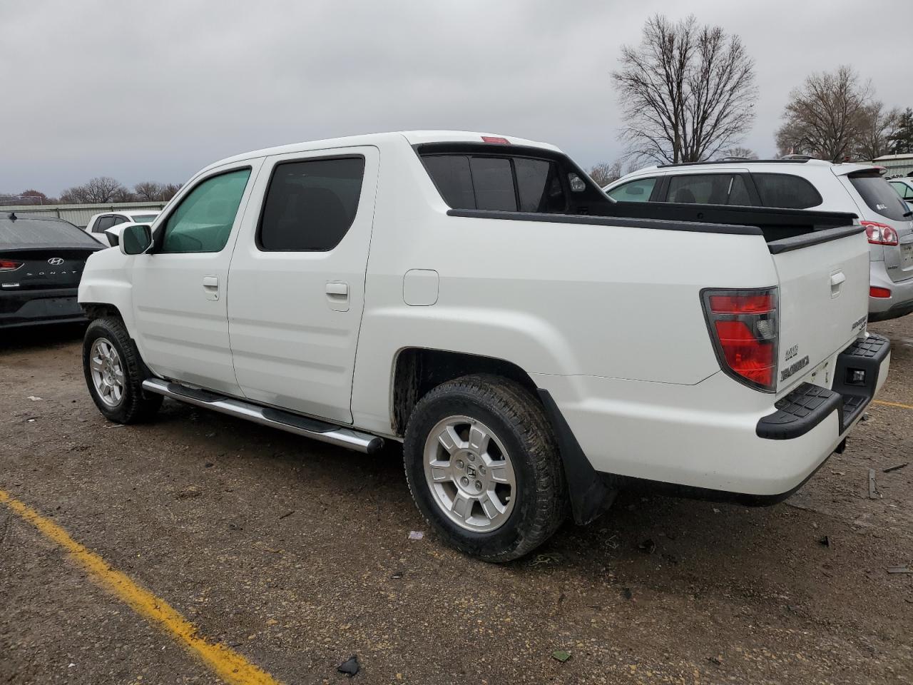 Image 2 of 2013 HONDA RIDGELINE RTS 2013 with VIN 5FPYK1F4XDB001653