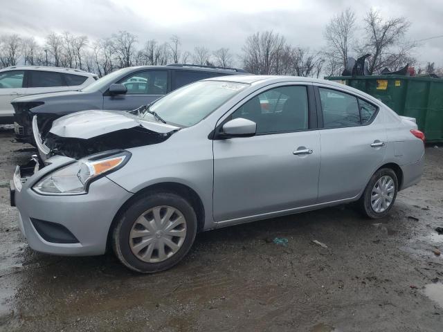 Obraz 1 z 2019 NISSAN VERSA S 2019 z VIN 3N1CN7AP3KL840463