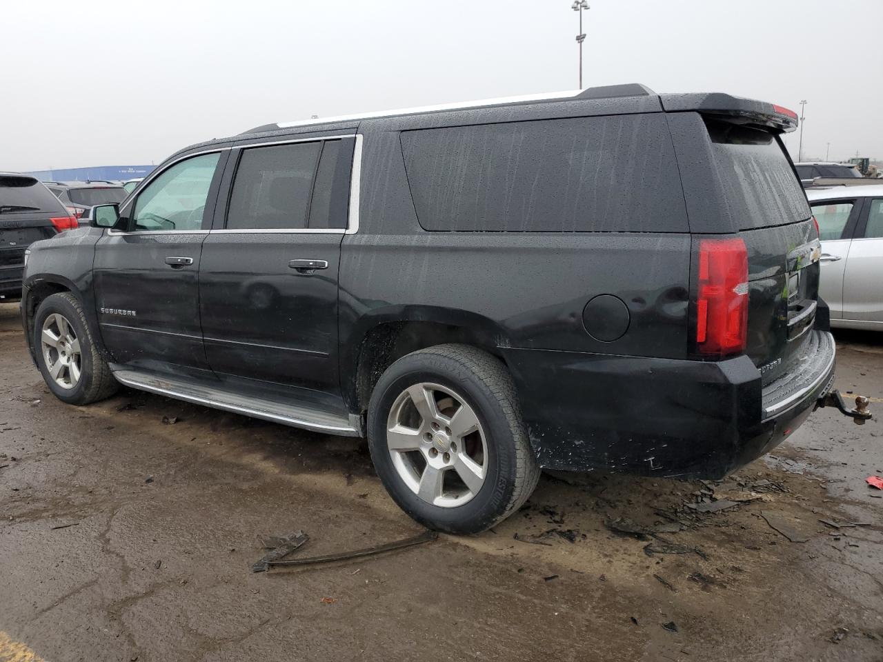 Obraz 2 z 2015 CHEVROLET SUBURBAN K1500 LTZ 2015 z VIN 1GNSKKKC4FR278398