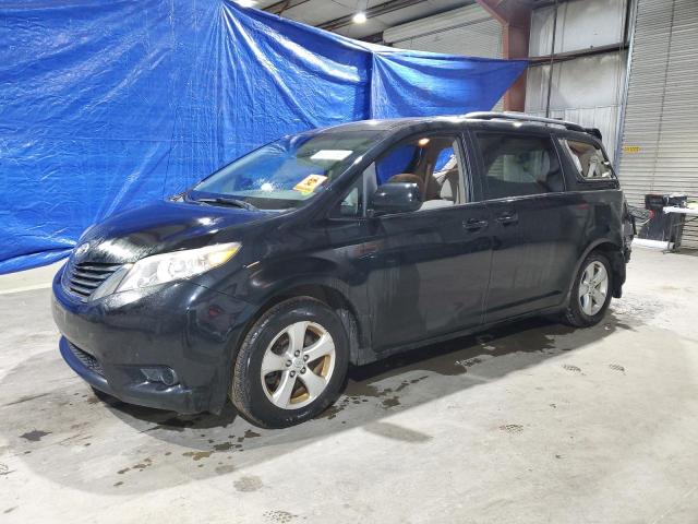 Изображение 1 2013 TOYOTA SIENNA LE 2013 с VIN 5TDKK3DC4DS300653
