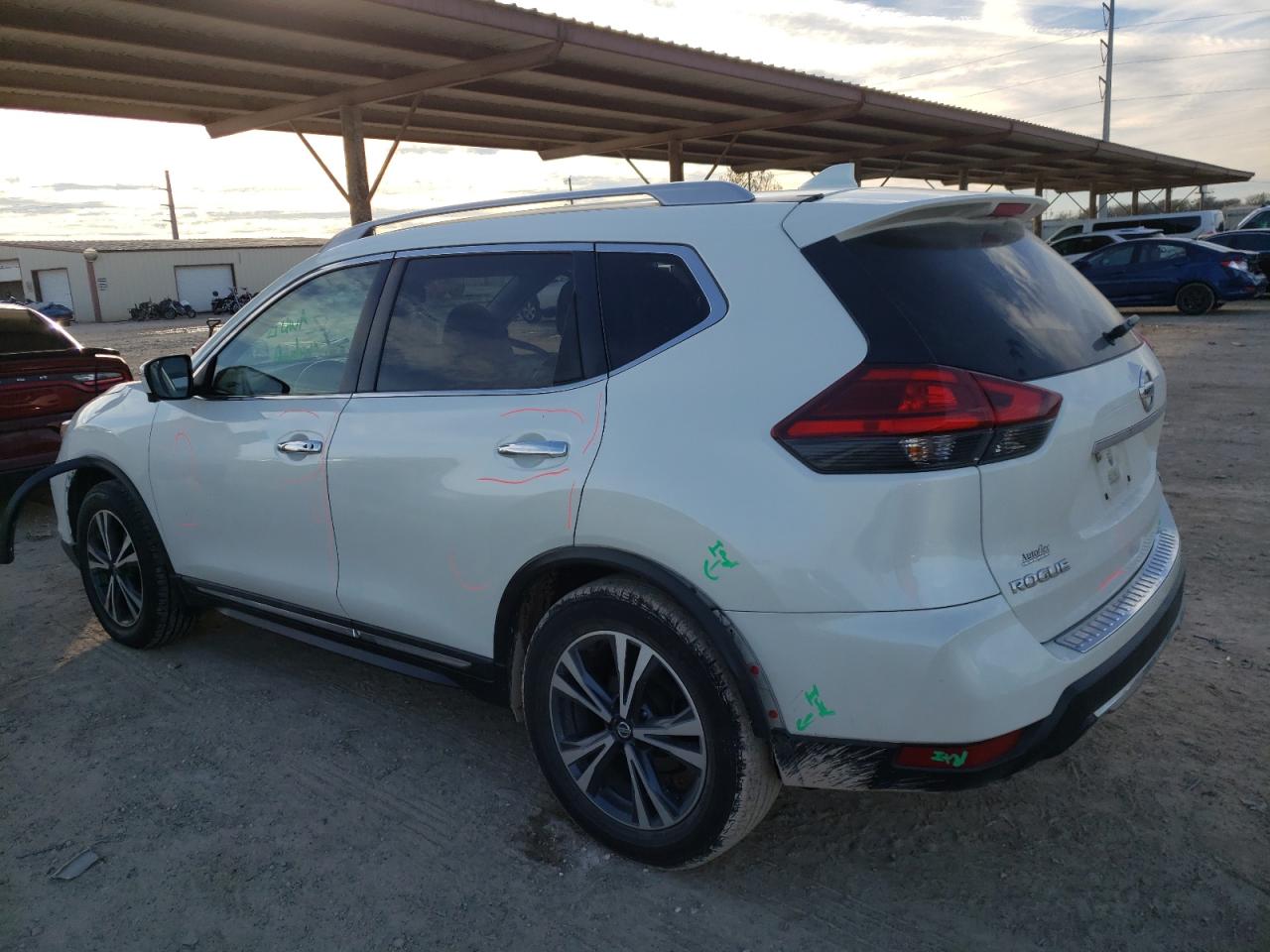 Obraz 2 z 2017 NISSAN ROGUE S 2017 z VIN 5N1AT2MT4HC751376