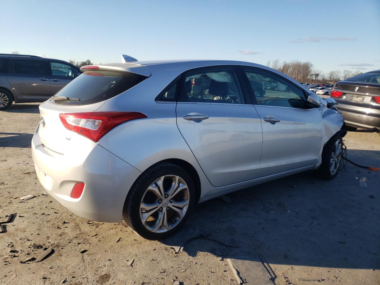 Image 3 of 2014 HYUNDAI ELANTRA GT  2014 with VIN KMHD35LH2EU218380