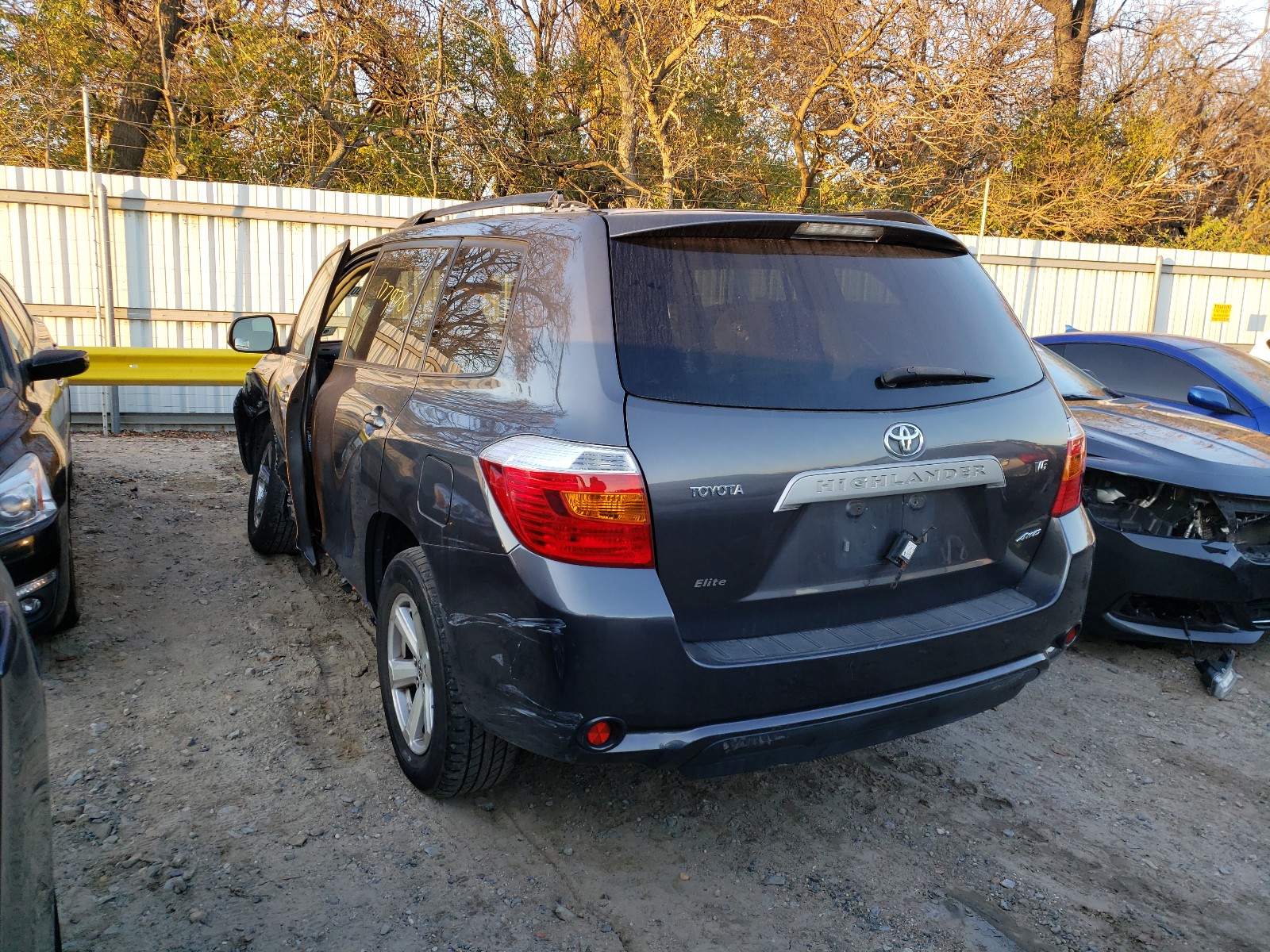 Image 3 of 2008 TOYOTA HIGHLANDER 2008 with VIN JTEES41A382060865