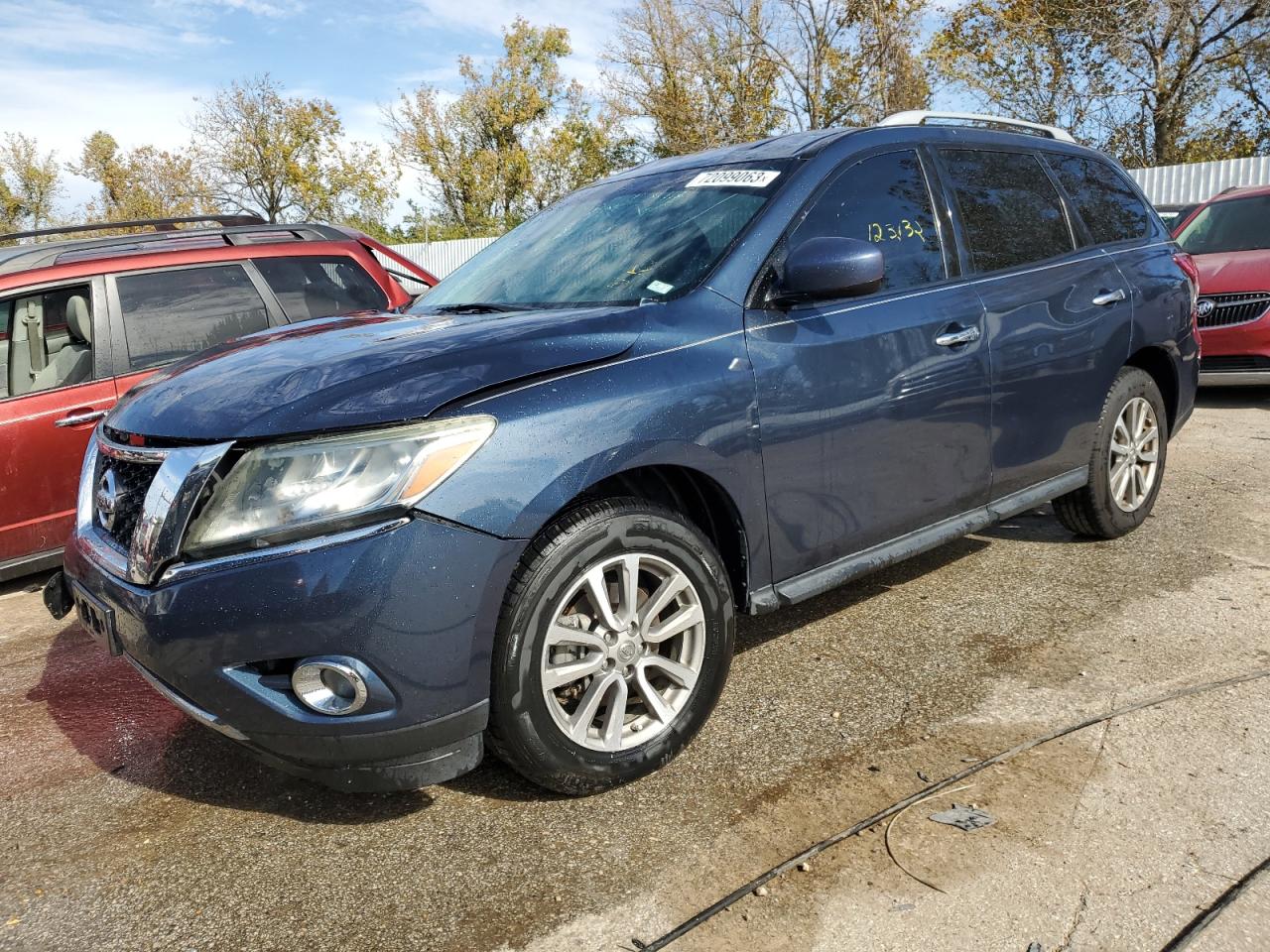 Изображение 1 2015 NISSAN PATHFINDER S 2015 с VIN 5N1AR2MN7FC606801