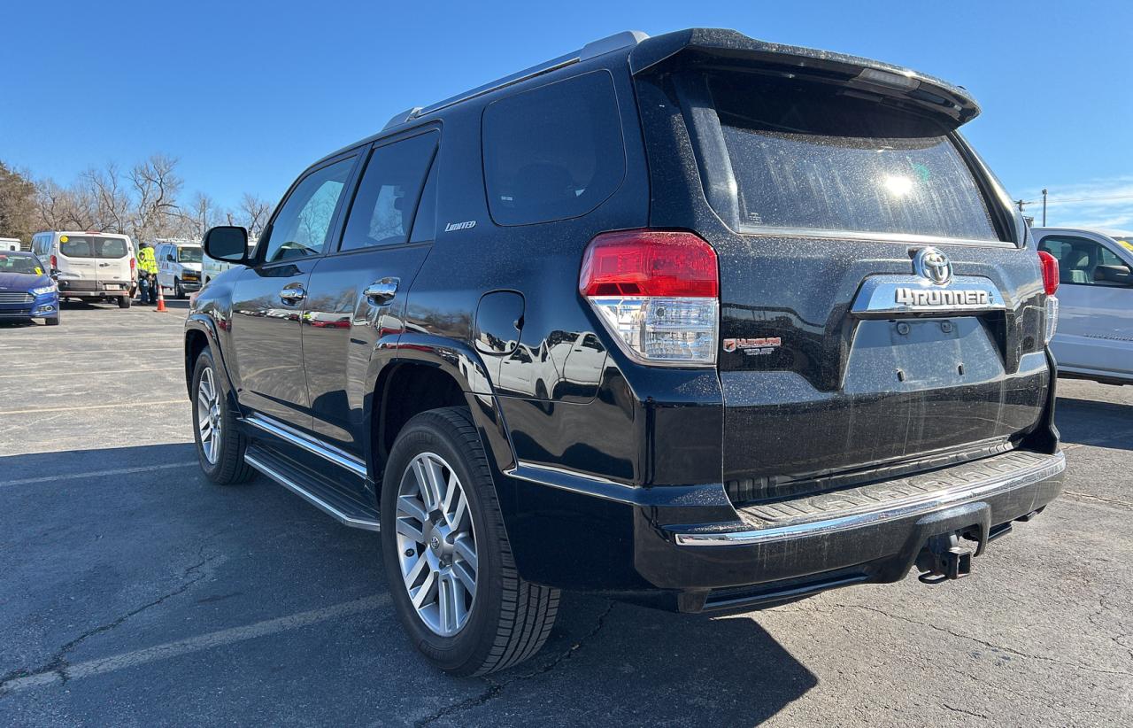 Изображение 3 2013 TOYOTA 4RUNNER SR5 2013 с VIN JTEBU5JR3D5147666