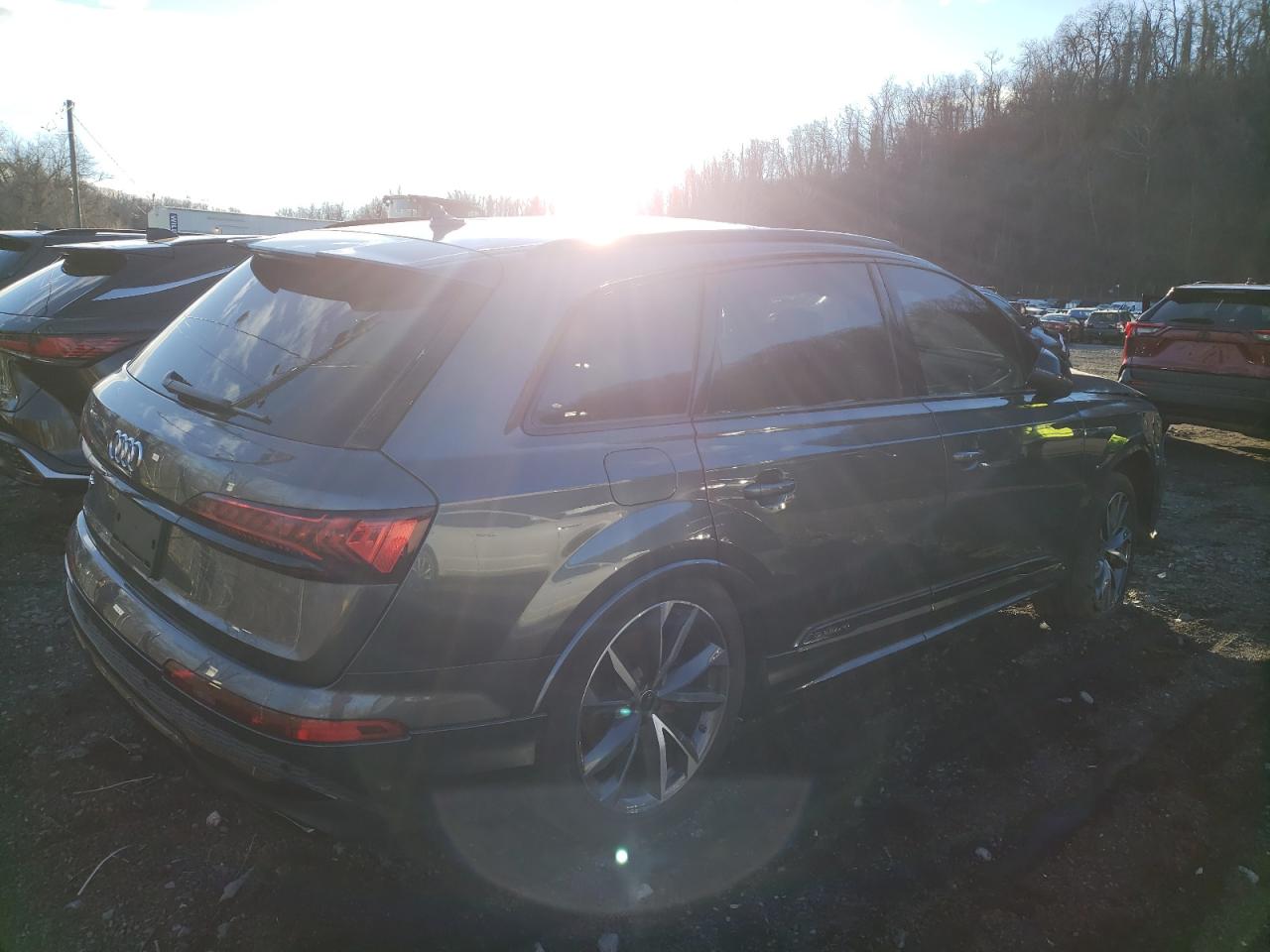 Image 3 of 2023 AUDI SQ7 PREMIUM PLUS 2023 with VIN WA1AWBF78PD024367