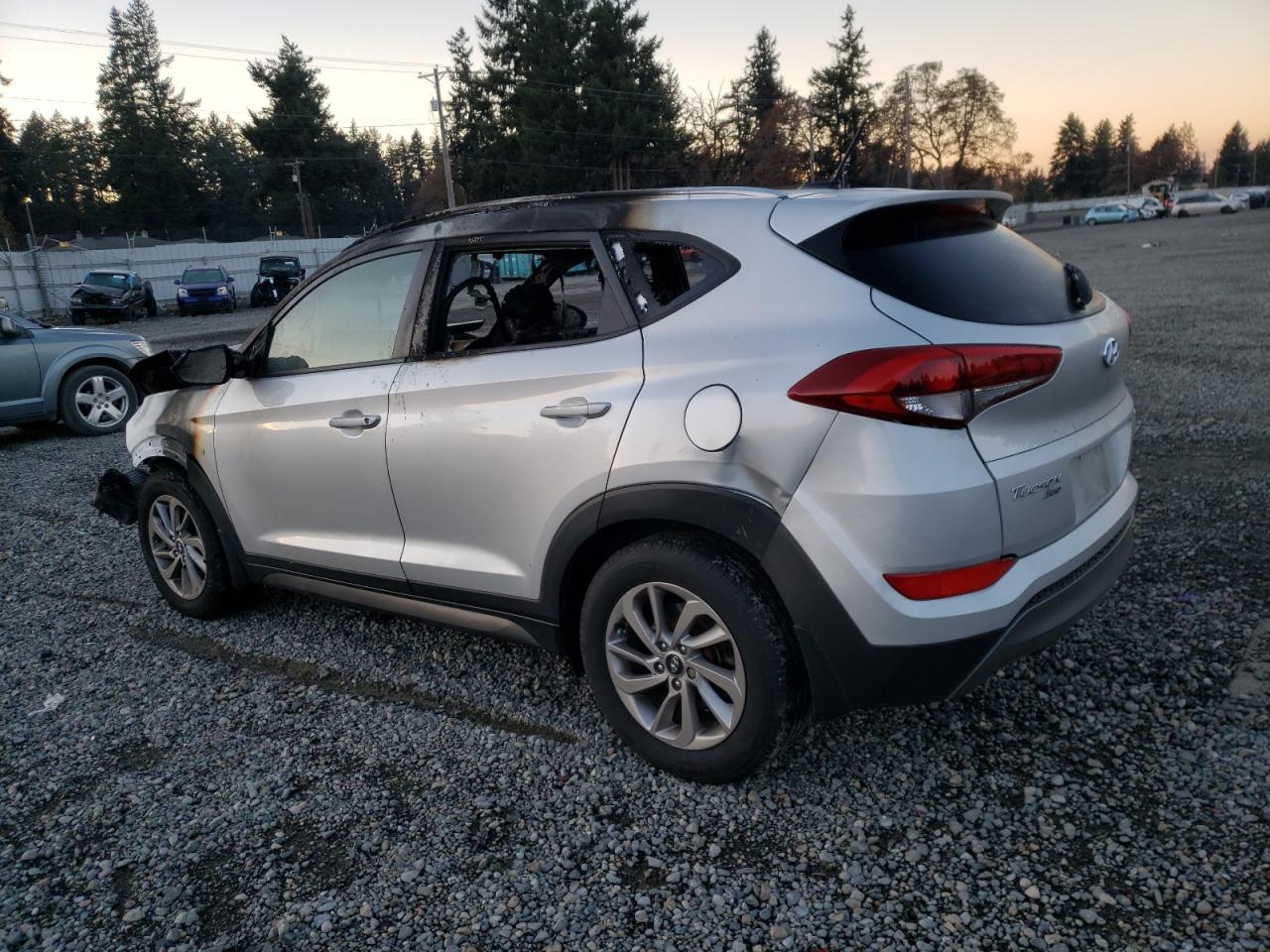 Изображение 2 2016 HYUNDAI TUCSON LIMITED 2016 с VIN KM8J3CA24GU268612