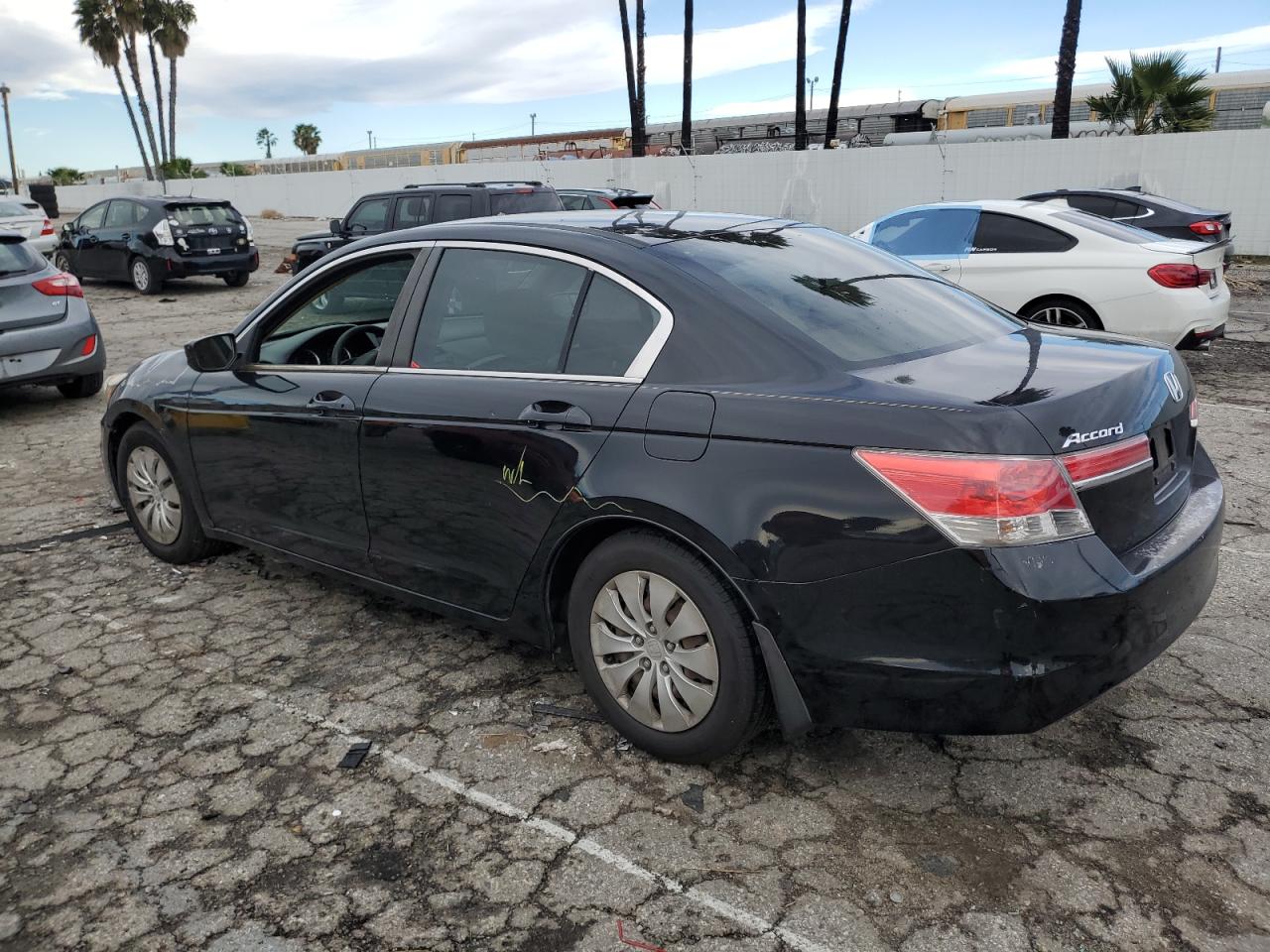 Изображение 2 2011 HONDA ACCORD LX 2011 с VIN 1HGCP2F39BA139306