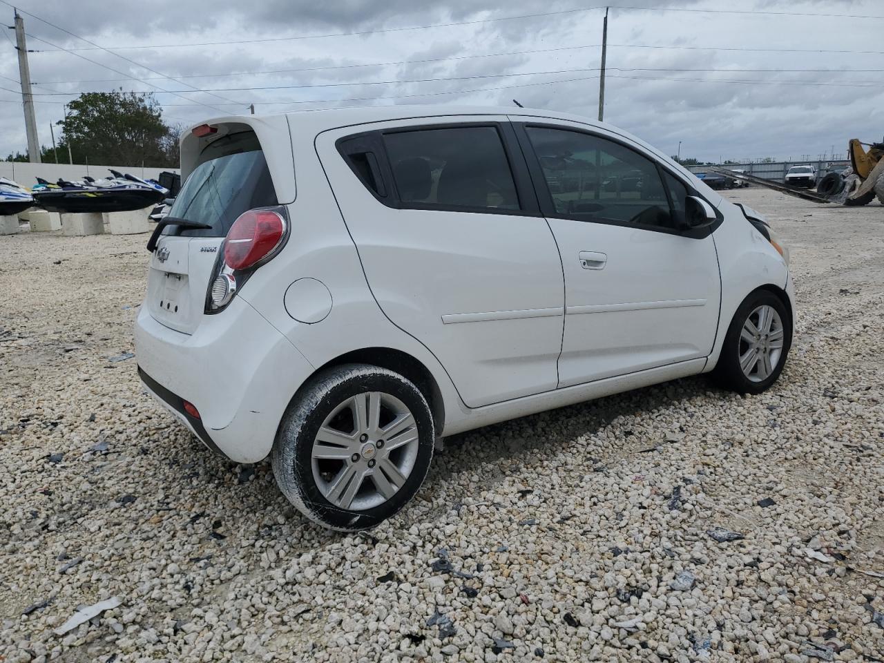 Obraz 3 z 2014 CHEVROLET SPARK LS 2014 z VIN KL8CB6S93EC455235