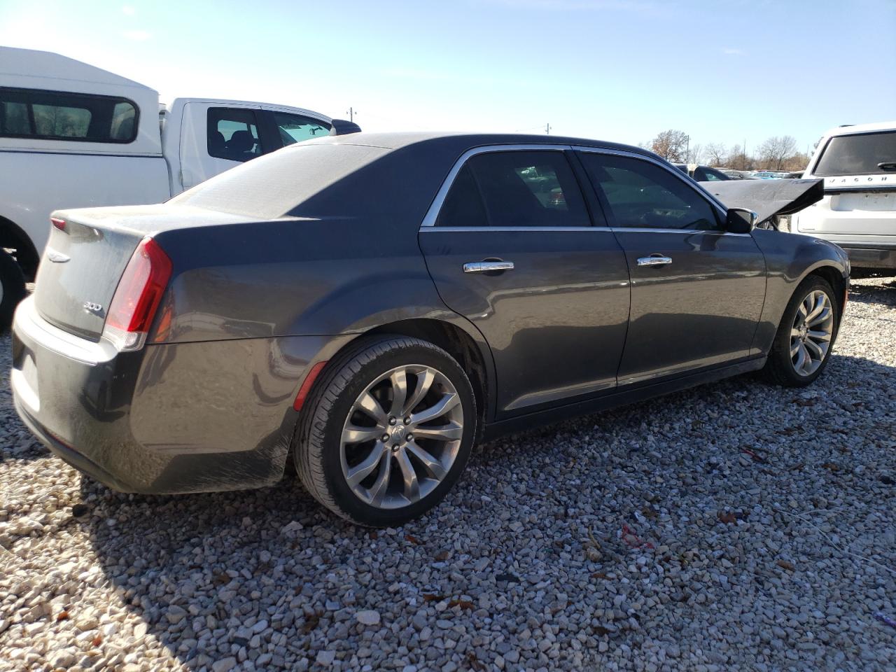 Изображение 3 2019 CHRYSLER 300 LIMITED 2019 с VIN 2C3CCAEG7KH698173