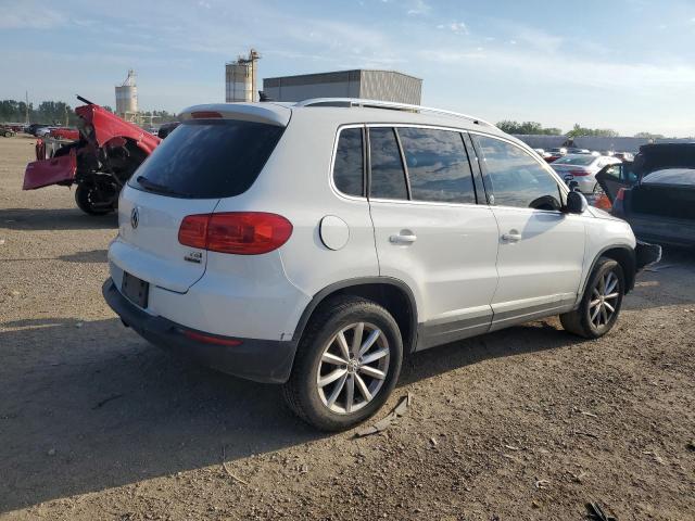 Image 3 of 2017 VOLKSWAGEN TIGUAN WOLFSBURG 2017 with VIN WVGSV7AX5HK020139