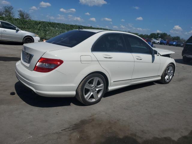 Image 3 of 2011 MERCEDES-BENZ C 300 2011 with VIN WDDGF5EB4BF629254
