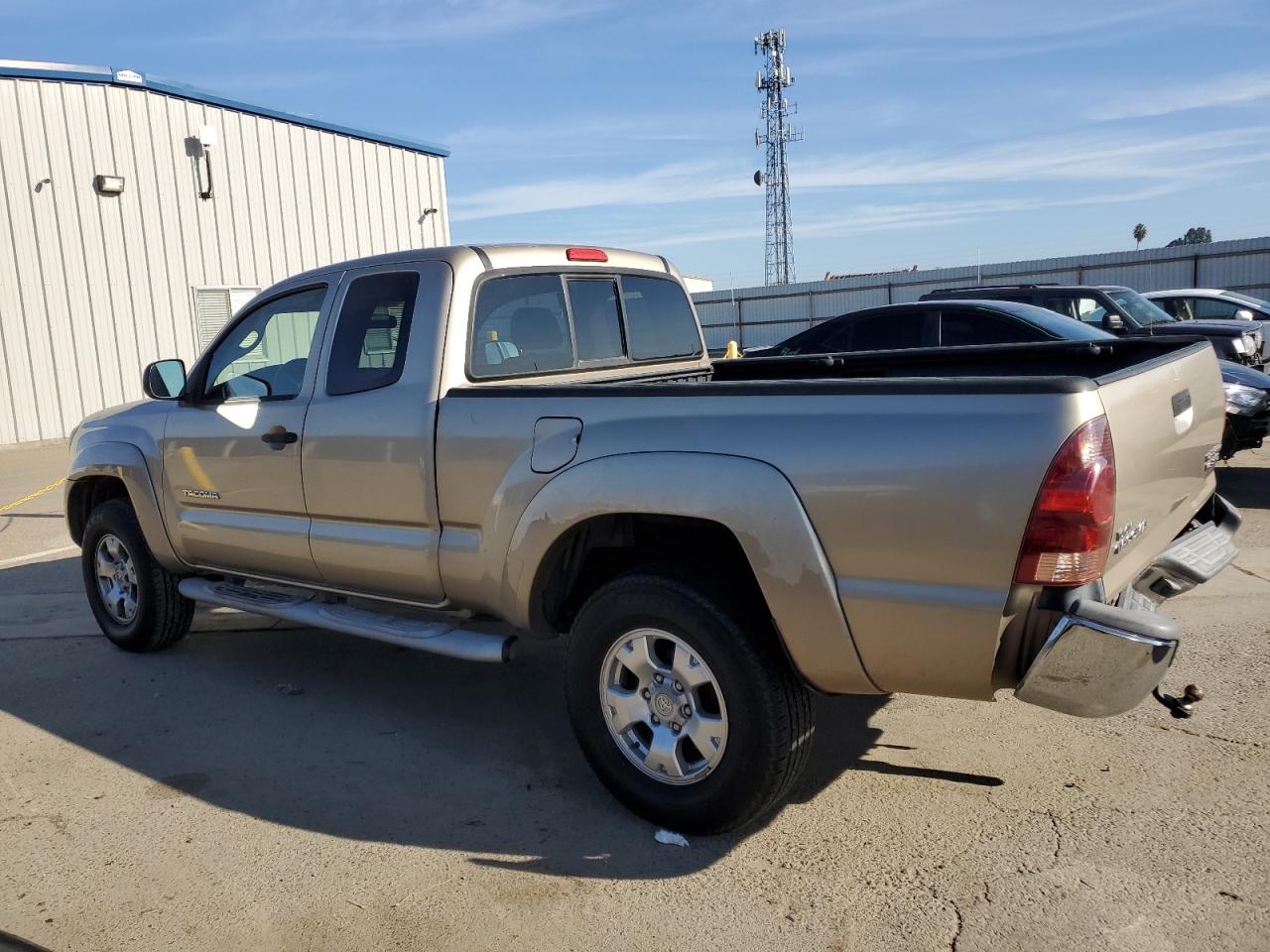Изображение 2 2005 TOYOTA TACOMA PRERUNNER ACCESS CAB 2005 с VIN 5TETU62N75Z121967