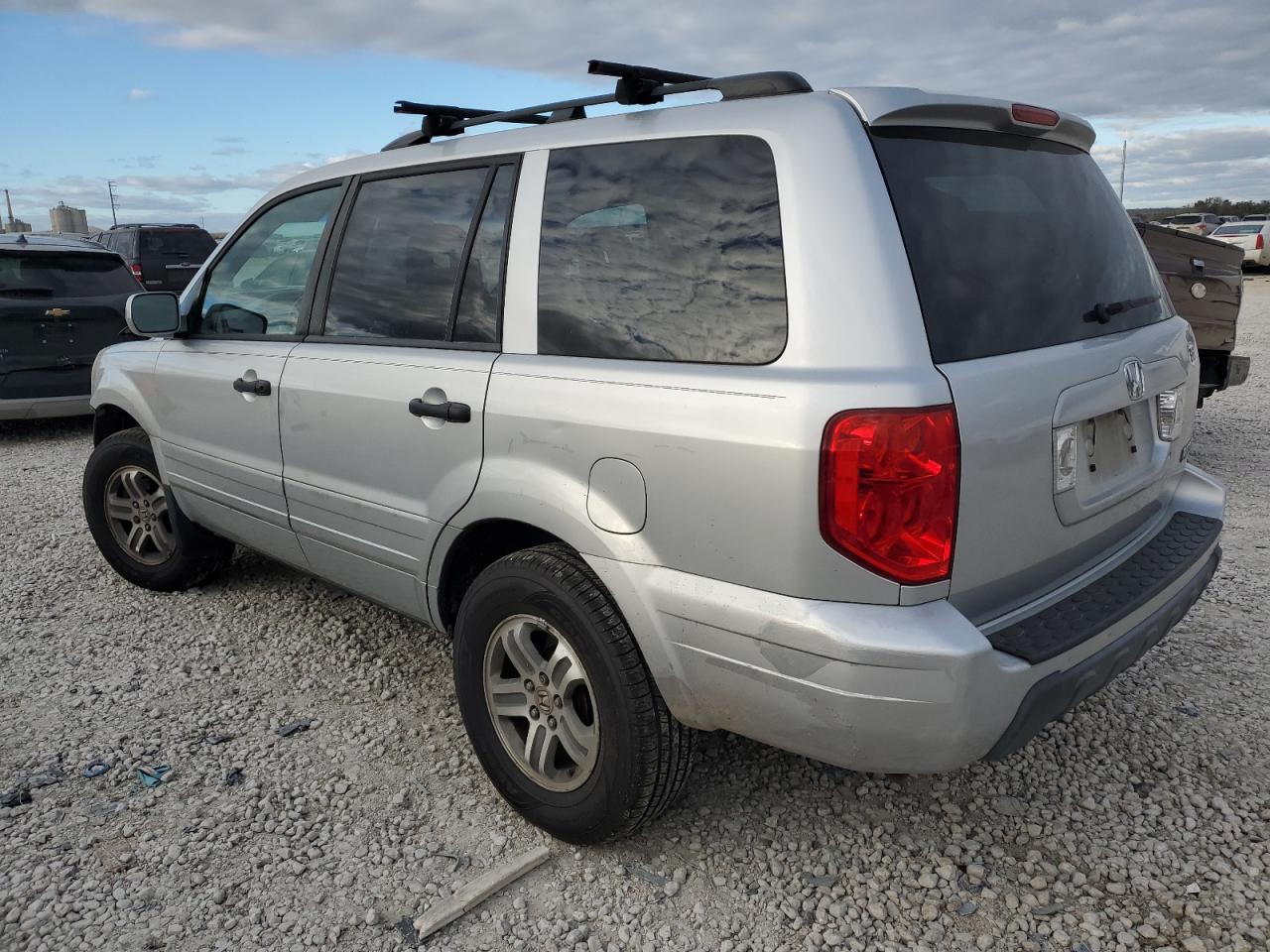 Obraz 2 z 2005 HONDA PILOT EXL 2005 z VIN 5FNYF18525B061270