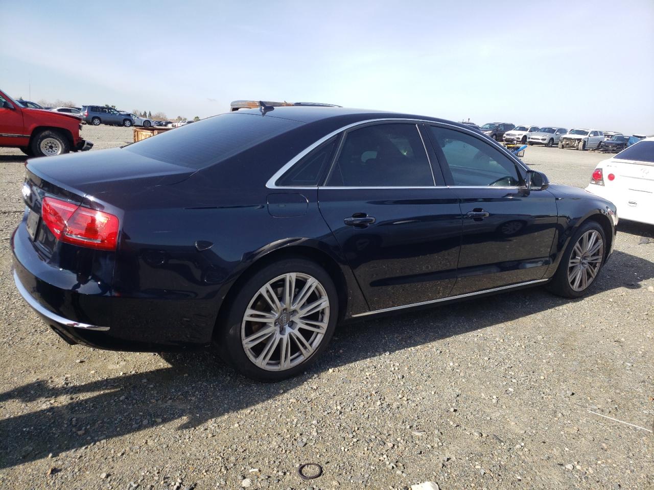 Изображение 3 2013 AUDI A8 QUATTRO 2013 с VIN WAUAGAFD8DN005372