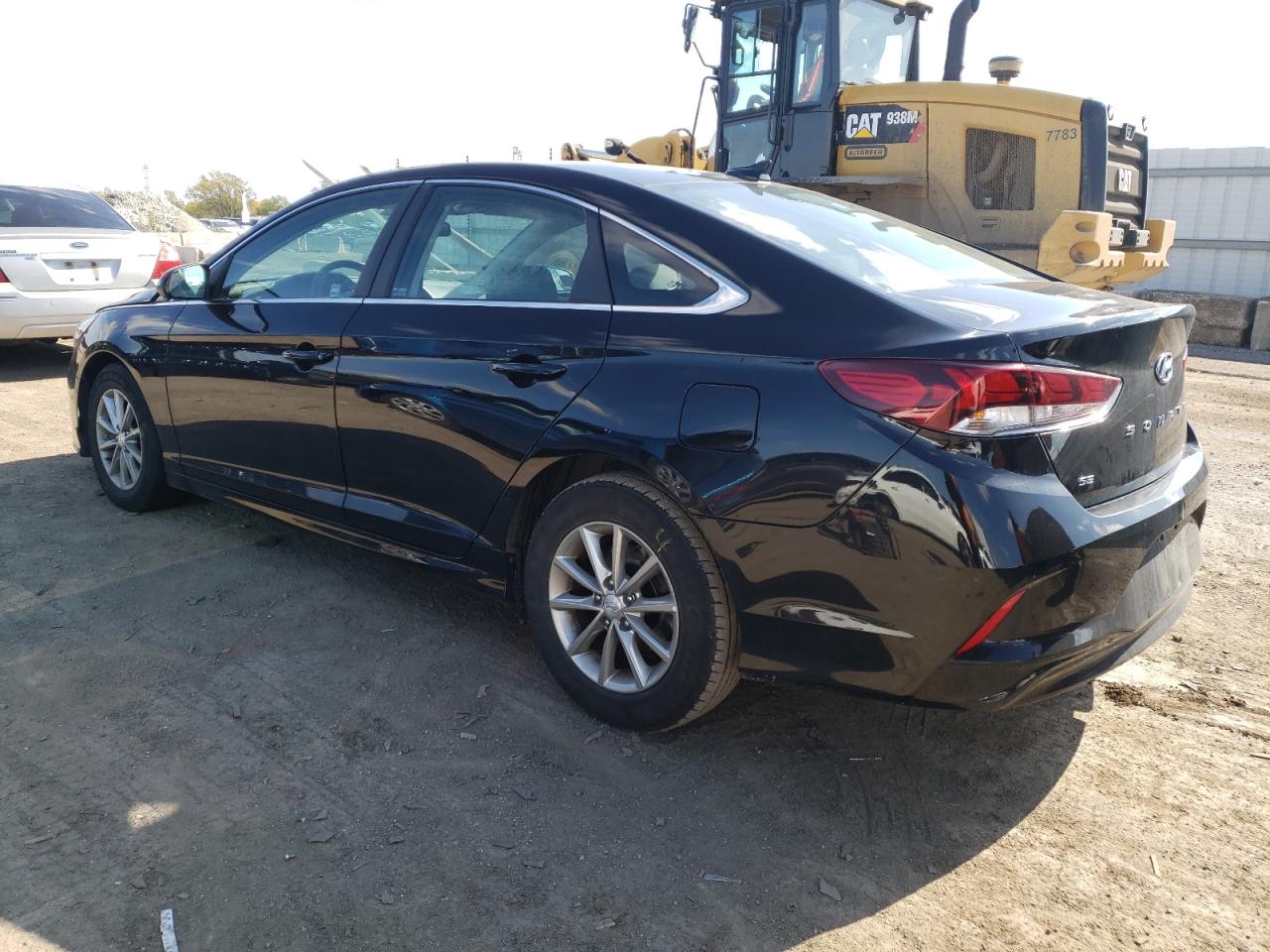 Image 2 of 2019 HYUNDAI SONATA SE 2019 with VIN 5NPE24AF9KH821128
