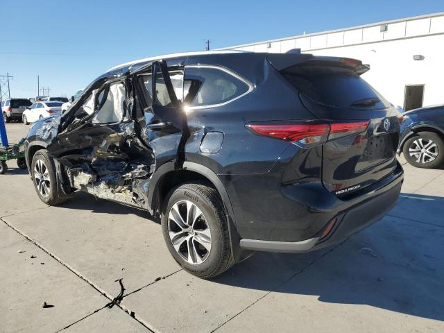 Image 2 of 2020 TOYOTA HIGHLANDER XLE 2020 with VIN 5TDGZRBH4LS521137