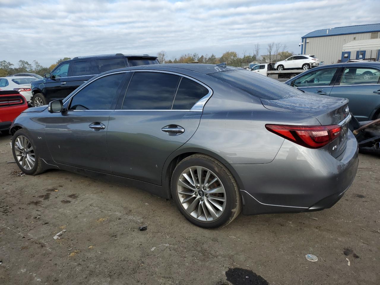 Изображение 2 2019 INFINITI Q50 LUXE 2019 с VIN JN1EV7AR6KM550265