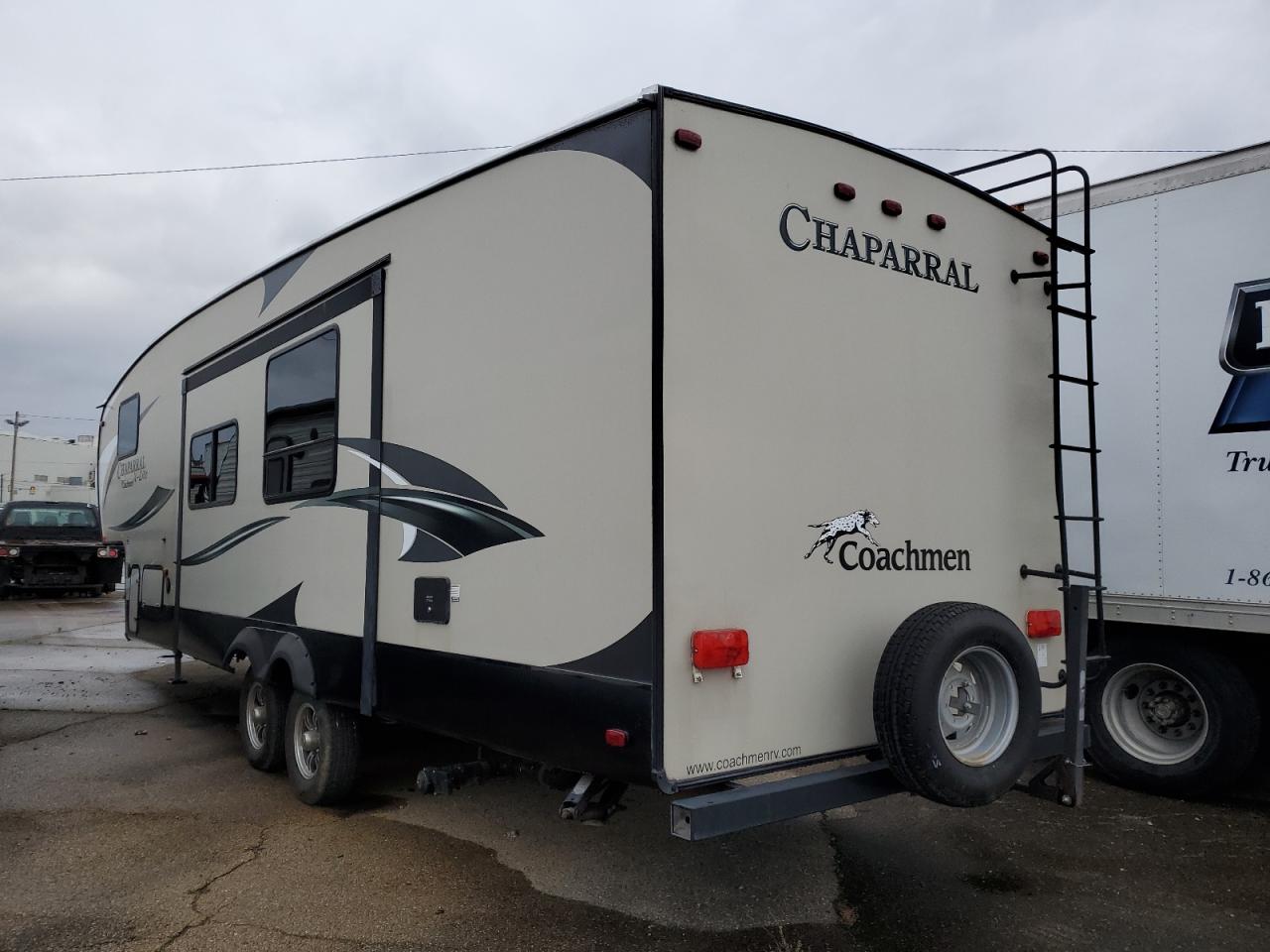 Image 3 of 2015 COACH CHAPARRAL 2015 with VIN 5ZT3CLTB6FA311355