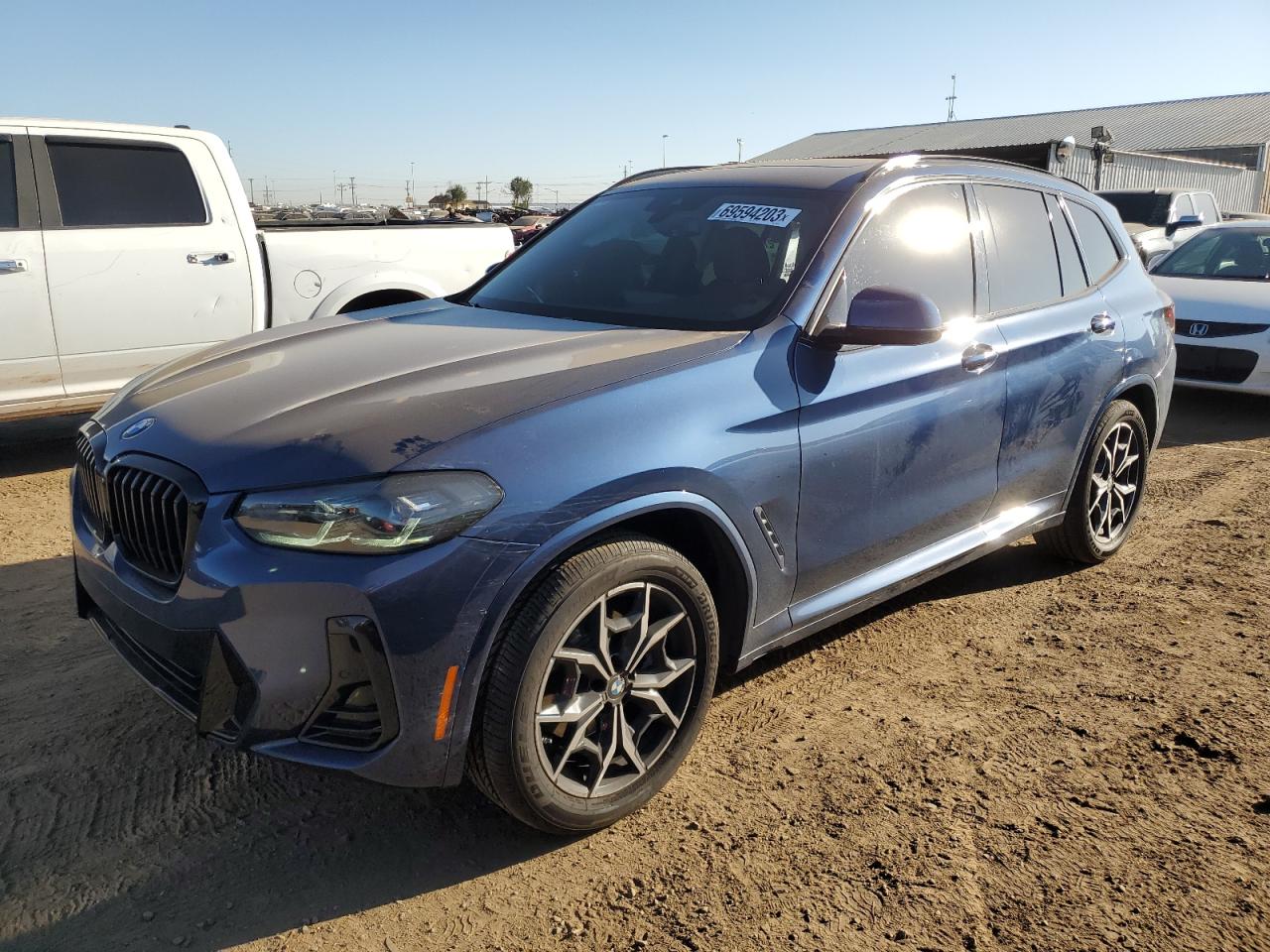 Изображение 1 2022 BMW X3 XDRIVE30I 2022 с VIN 5UX53DP07N9J01676