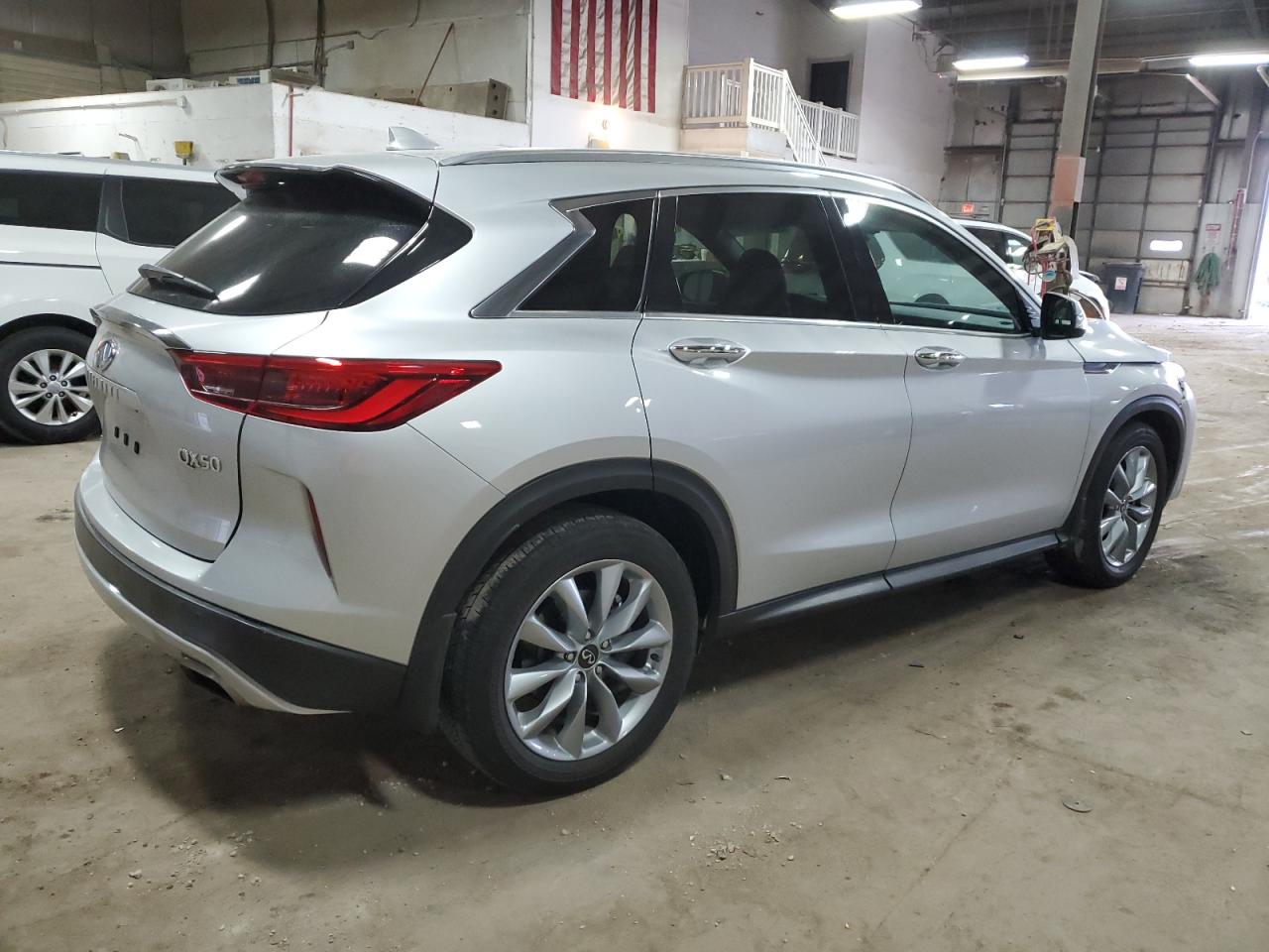 Image 3 of 2021 INFINITI QX50 LUXE 2021 with VIN 3PCAJ5BB9MF123056