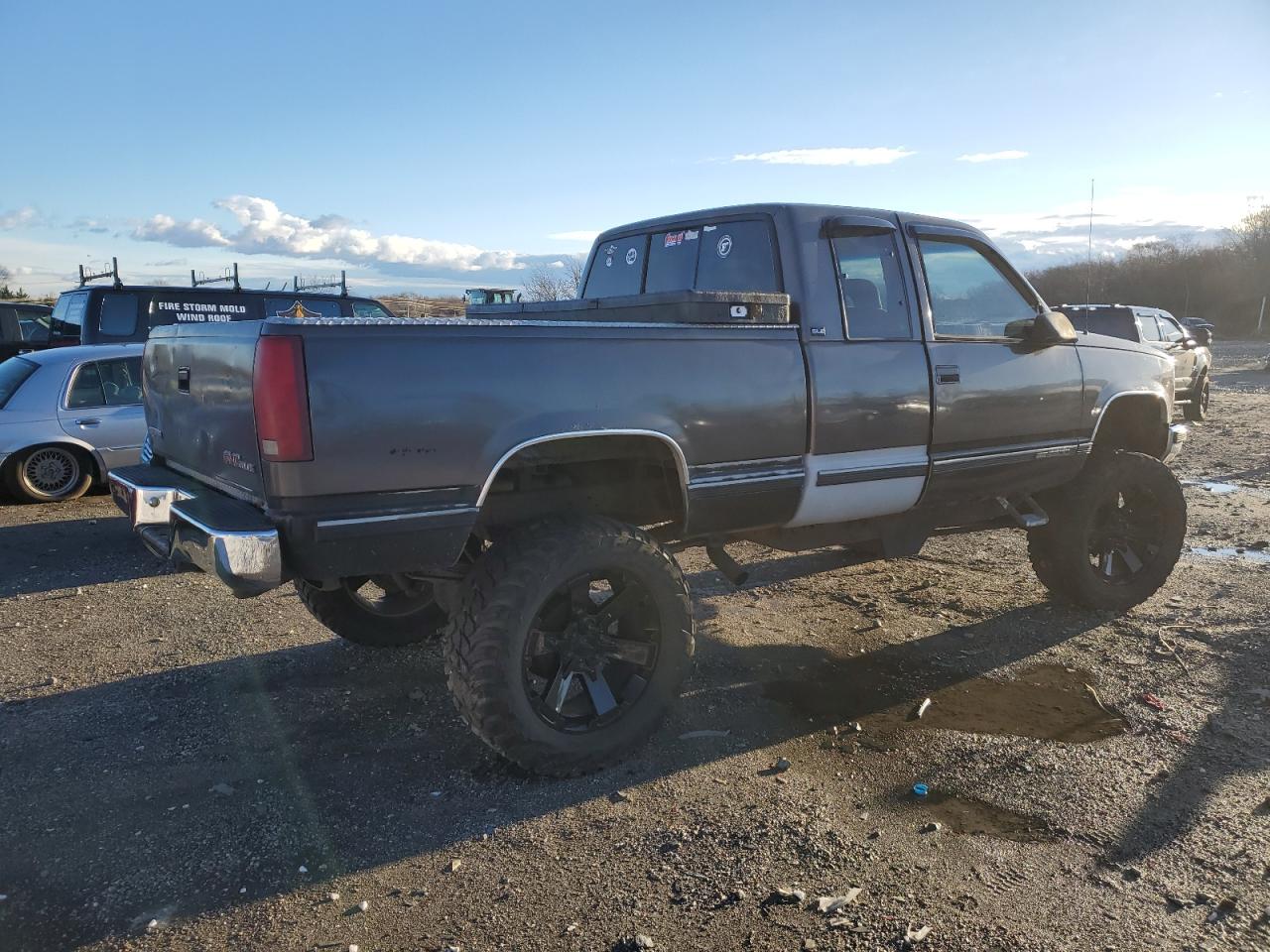 Obraz 3 z 1992 GMC SIERRA K2500 1992 z VIN 2GTFK29K7N1548917