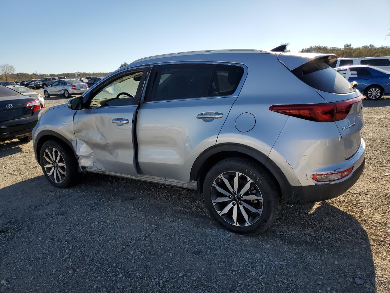 Obraz 2 z 2017 KIA SPORTAGE EX 2017 z VIN KNDPNCAC1H7264194